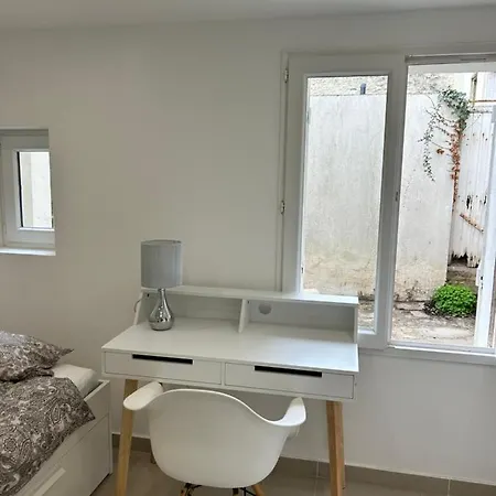 14m2 * Massy (Essonne)