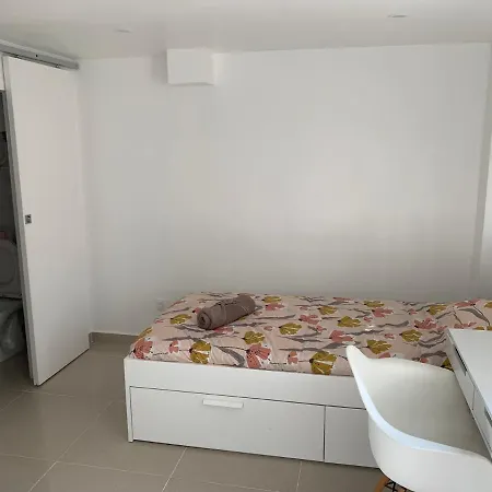 14m2 Lejlighed Massy (Essonne)